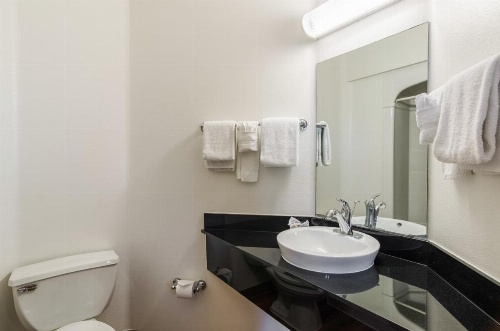 Baymont Inn & Suites Sheridan image 19