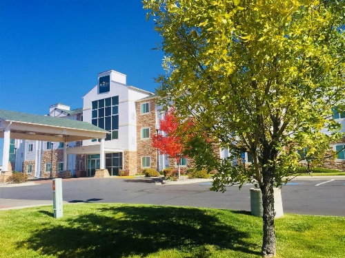 Baymont Inn & Suites Sheridan image 36